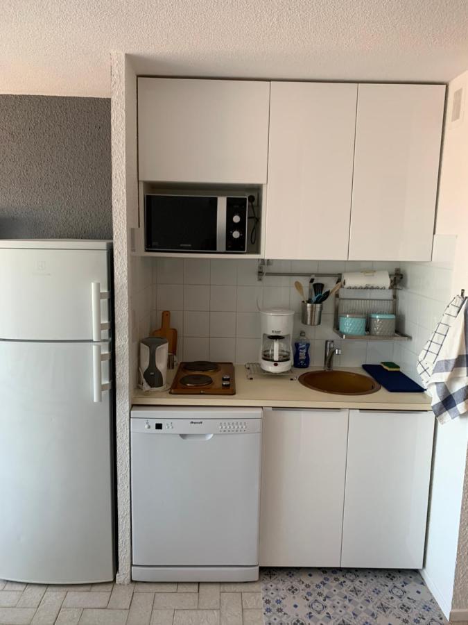 Appartamento Studio climatisé à 5 minutes de la plage Le Grau-du-Roi Esterno foto