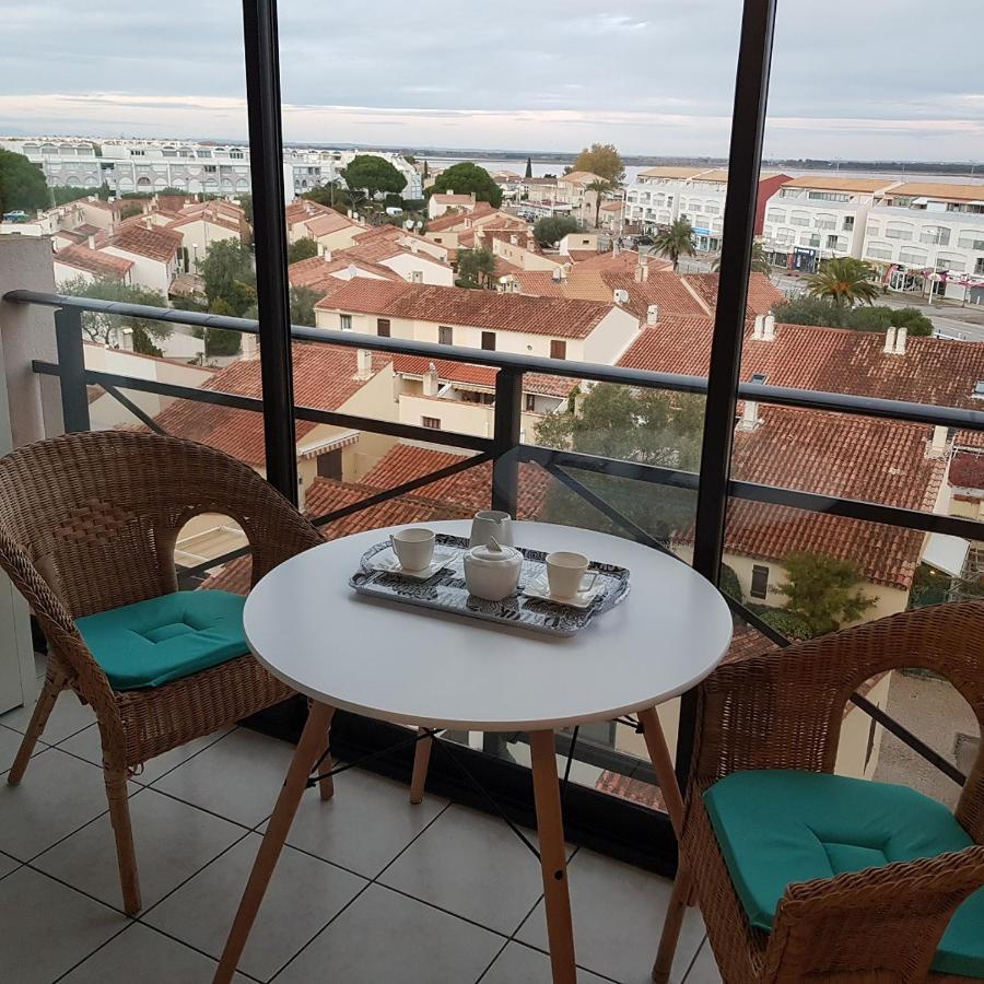 Appartamento Studio climatisé à 5 minutes de la plage Le Grau-du-Roi Esterno foto